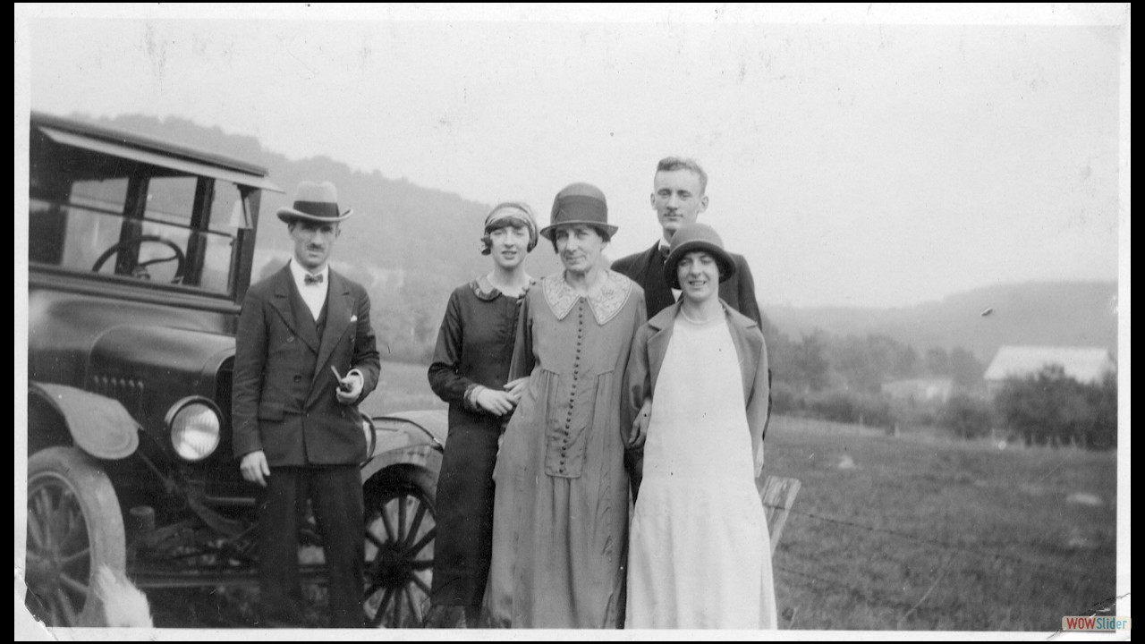 014-James, Jennie, Harold, Evelyn&MurielCorlyon,1929
